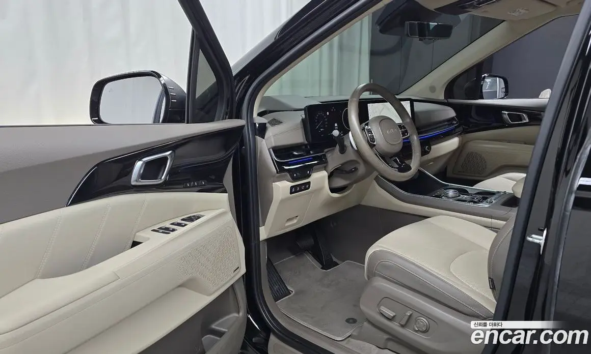 Kia Carnival 2024 1.6 автомат (гидро), фото 12