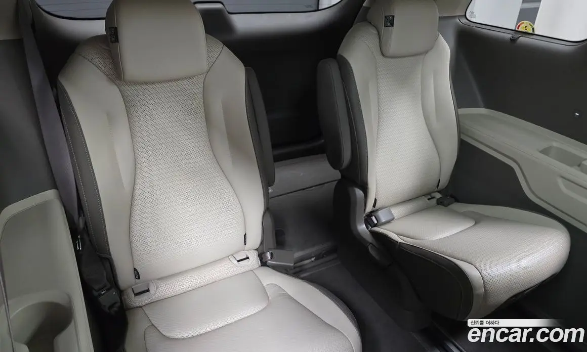 Kia Carnival 2024 1.6 автомат (гидро), фото 17