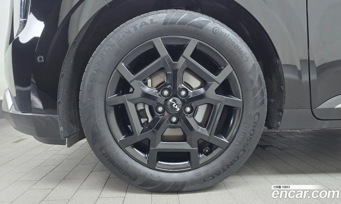 Kia Carnival 2024 1.6 автомат (гидро), фото 4