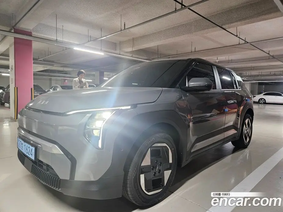 Kia EV3 2026 автомат (гидро), фото 1 Kia EV3 2026 автомат (гидро), фото 1