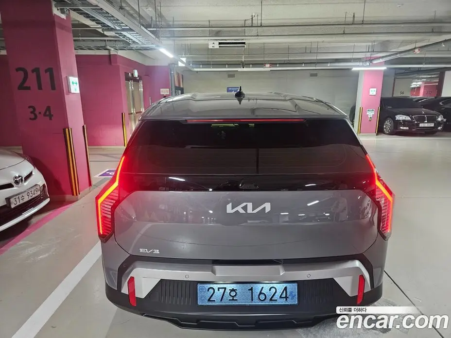 Kia EV3 2026 автомат (гидро), фото 5 Kia EV3 2026 автомат (гидро), фото 5