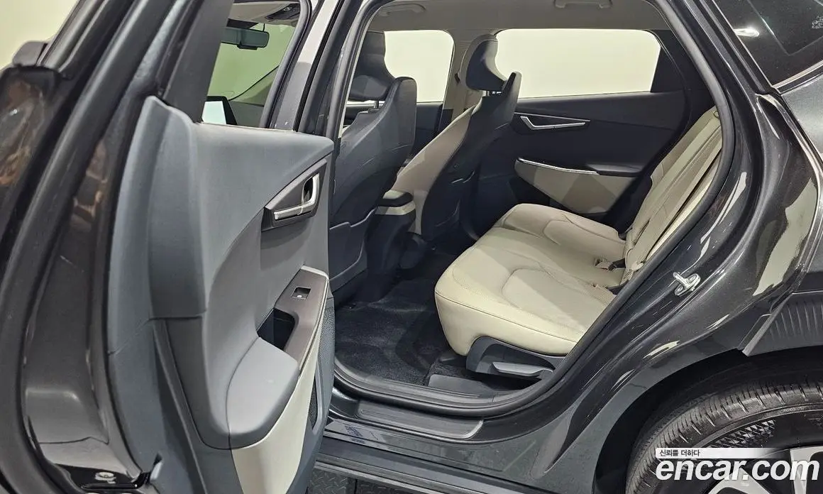 Kia EV6 2023 0.1 автомат (гидро), фото 17 Kia EV6 2023 0.1 автомат (гидро), фото 17