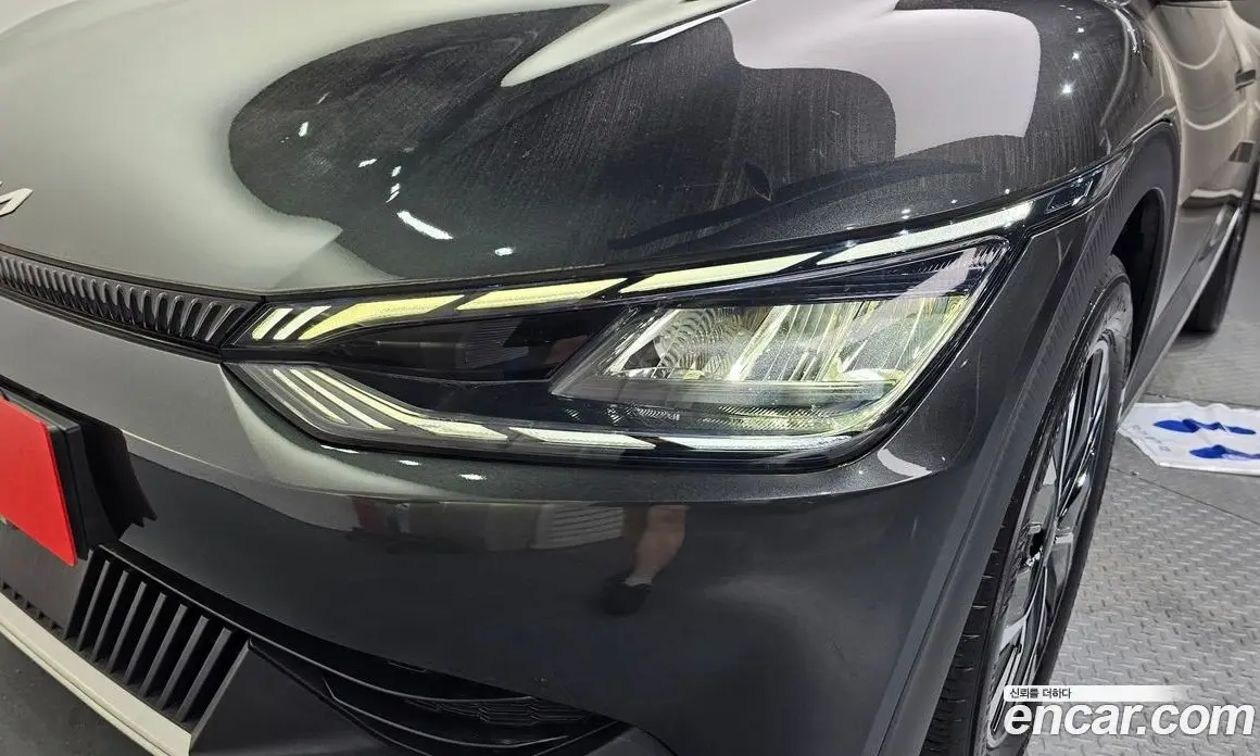 Kia EV6 2023 0.1 автомат (гидро), фото 8 Kia EV6 2023 0.1 автомат (гидро), фото 8