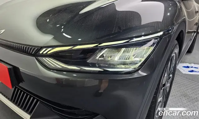 Kia EV6 2023 0.1 автомат (гидро), миниатюра 8 Kia EV6 2023 0.1 автомат (гидро), миниатюра 8