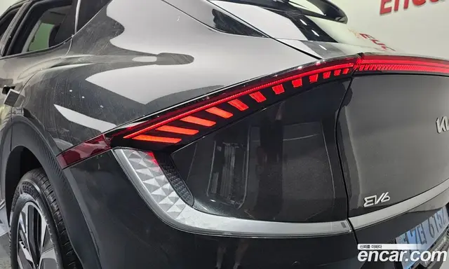 Kia EV6 2023 0.1 автомат (гидро), миниатюра 9 Kia EV6 2023 0.1 автомат (гидро), миниатюра 9