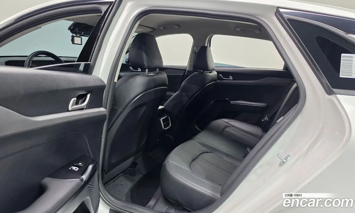 Kia K5 (Optima) 2025 2.0 автомат (гидро), фото 17 Kia K5 (Optima) 2025 2.0 автомат (гидро), фото 17