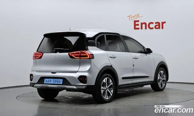 Kia Niro, 2023, 11 543 км