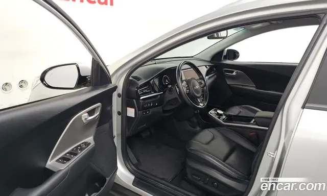 Kia Niro 2023 0.2 автомат (гидро), миниатюра 12