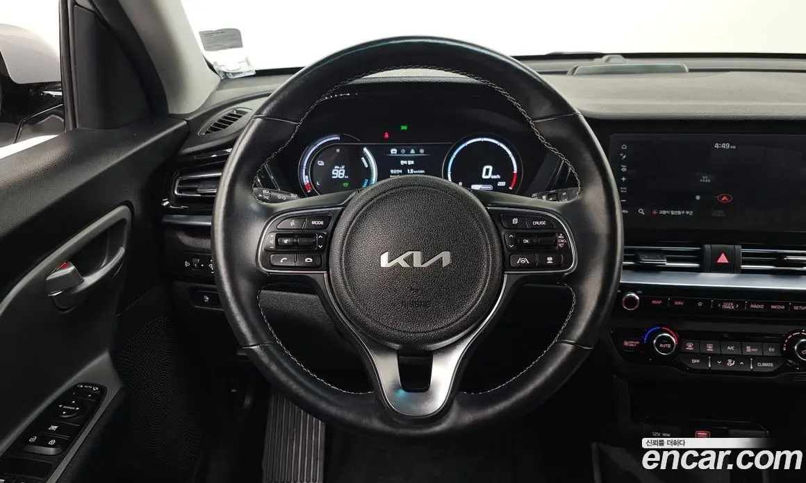 Kia Niro 2023 0.2 автомат (гидро), фото 18