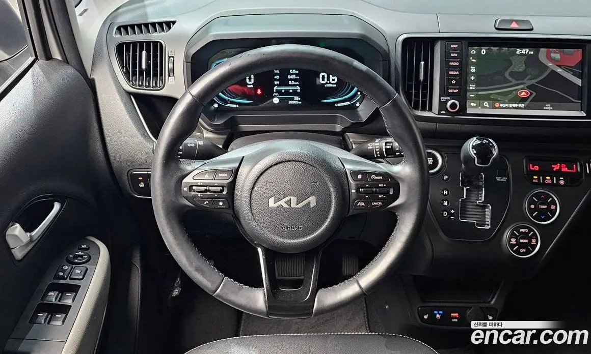 Kia Ray 2023 1.0 автомат (гидро), фото 18
