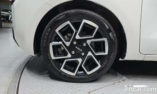 Kia Ray 2023 1.0 автомат (гидро), миниатюра 5