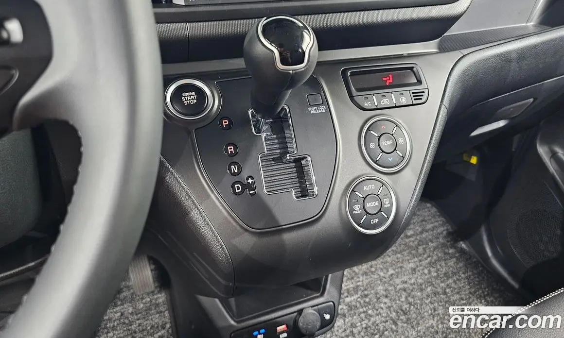 Kia Ray 2025 1.0 автомат (гидро), фото 12