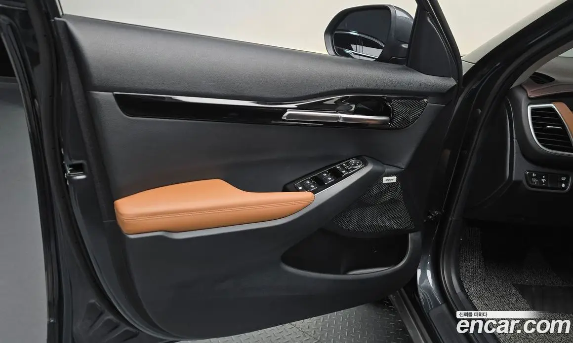 Kia Seltos 2024 1.6 автомат (гидро), фото 13 Kia Seltos 2024 1.6 автомат (гидро), фото 13