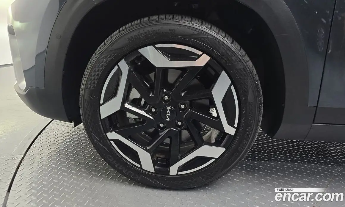 Kia Seltos 2024 1.6 автомат (гидро), фото 4 Kia Seltos 2024 1.6 автомат (гидро), фото 4