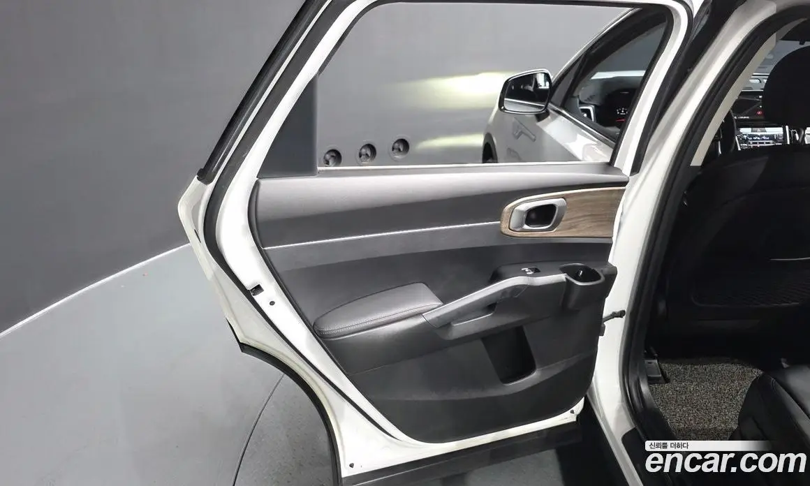 Kia Sorento 2022 2.5 автомат (гидро), фото 15 Kia Sorento 2022 2.5 автомат (гидро), фото 15