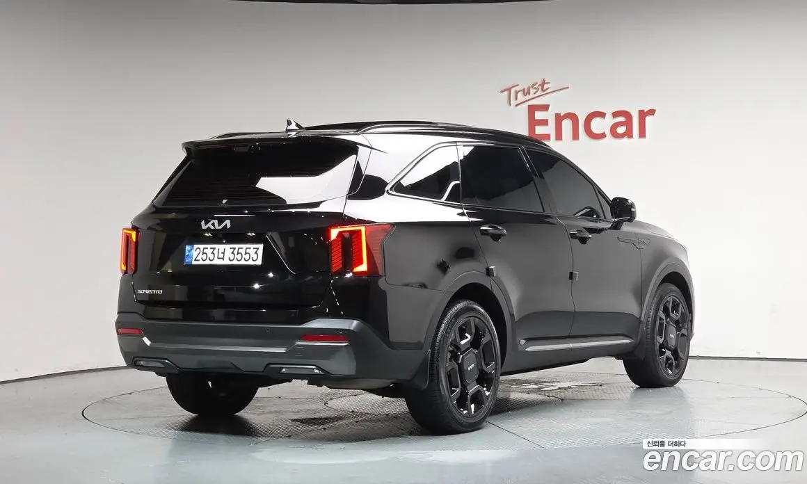 Kia Sorento 2024 2.5 автомат (гидро), фото 1 Kia Sorento 2024 2.5 автомат (гидро), фото 1