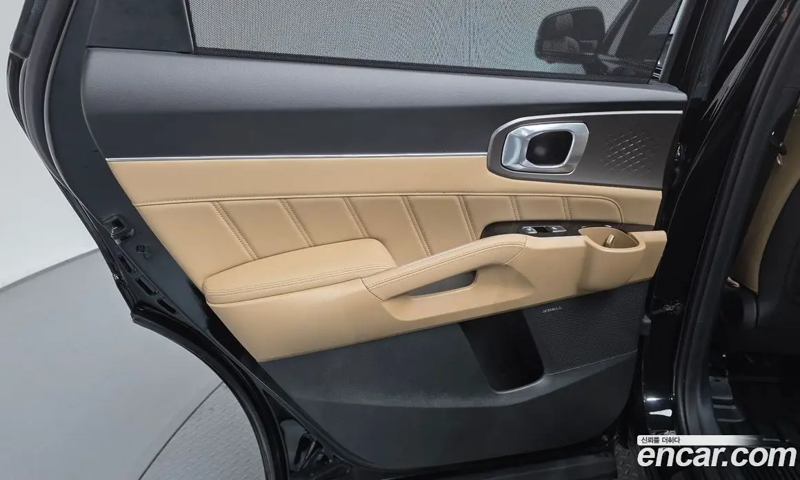 Kia Sorento 2024 2.5 автомат (гидро), фото 14 Kia Sorento 2024 2.5 автомат (гидро), фото 14