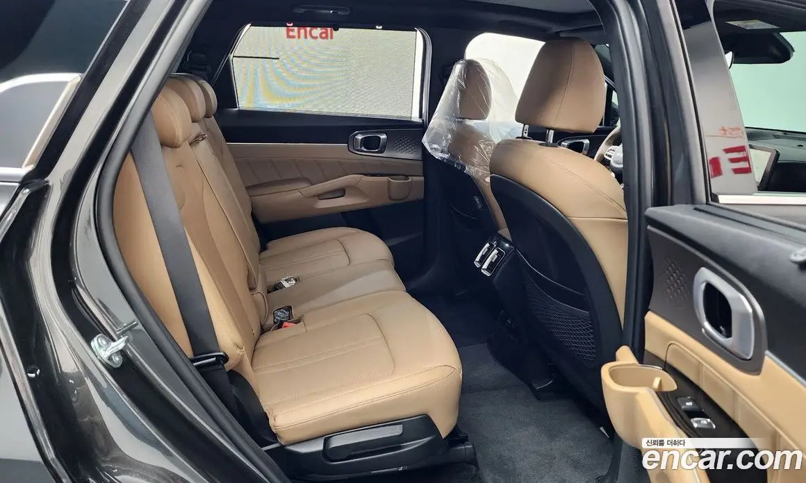 Kia Sorento 2024 2.5 автомат (гидро), фото 17 Kia Sorento 2024 2.5 автомат (гидро), фото 17