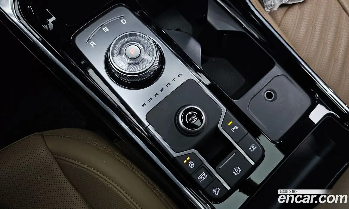 Kia Sorento 2024 1.6 автомат (гидро), фото 11 Kia Sorento 2024 1.6 автомат (гидро), фото 11