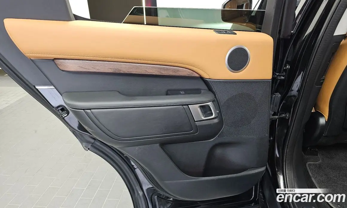 Land Rover Discovery 2020 3.0 автомат (гидро), фото 15