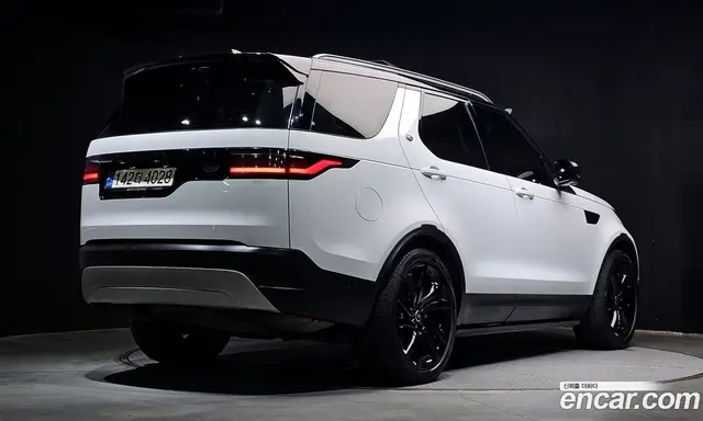 Land Rover Discovery 2021 3.0 автомат (гидро), миниатюра 2