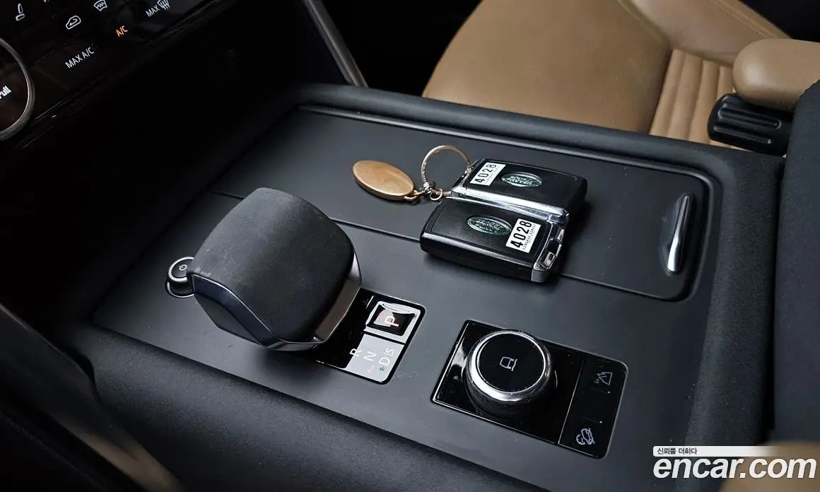 Land Rover Discovery 2021 3.0 автомат (гидро), фото 12
