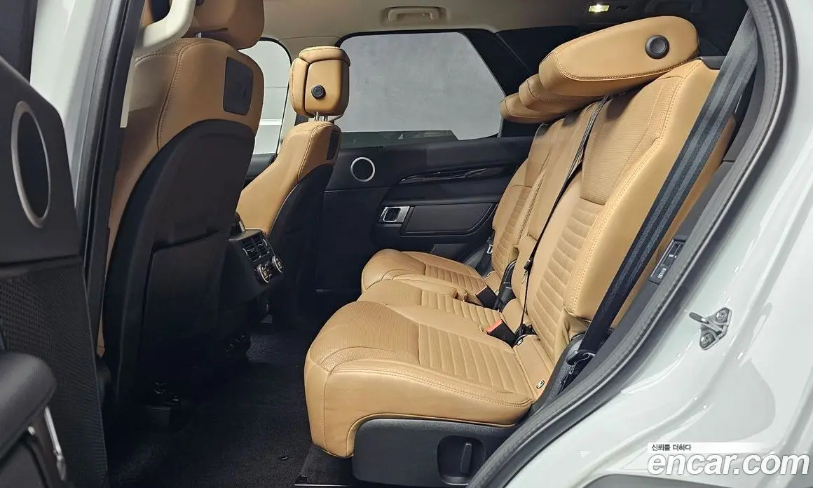 Land Rover Discovery 2021 3.0 автомат (гидро), фото 18