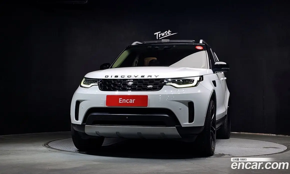 Land Rover Discovery 2021 3.0 автомат (гидро), фото 3