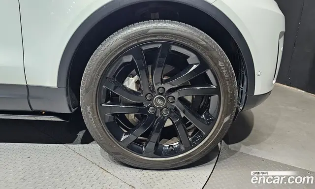 Land Rover Discovery 2021 3.0 автомат (гидро), миниатюра 7