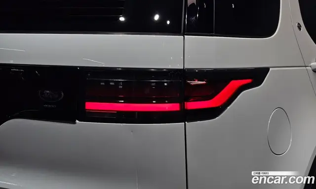 Land Rover Discovery 2021 3.0 автомат (гидро), миниатюра 9