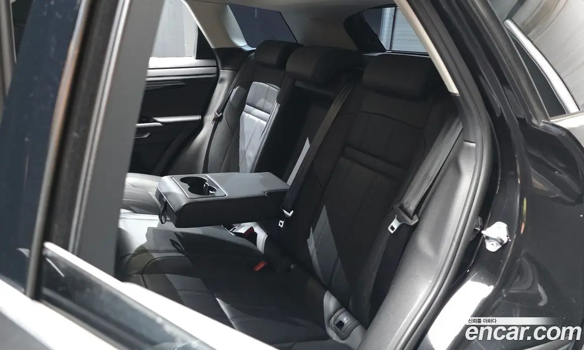 Land Rover Range Rover Evoque 2022 2.0 автомат (гидро), фото 18