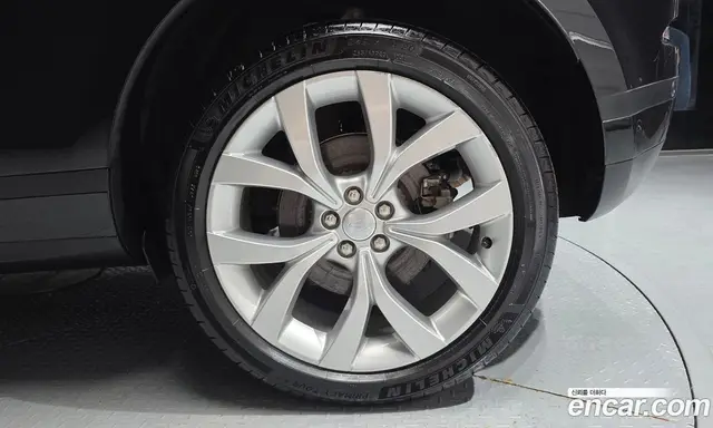 Land Rover Range Rover Evoque 2022 2.0 автомат (гидро), миниатюра 7
