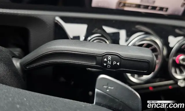 Mercedes-Benz A-Class 2021 2.0 автомат (гидро), миниатюра 12
