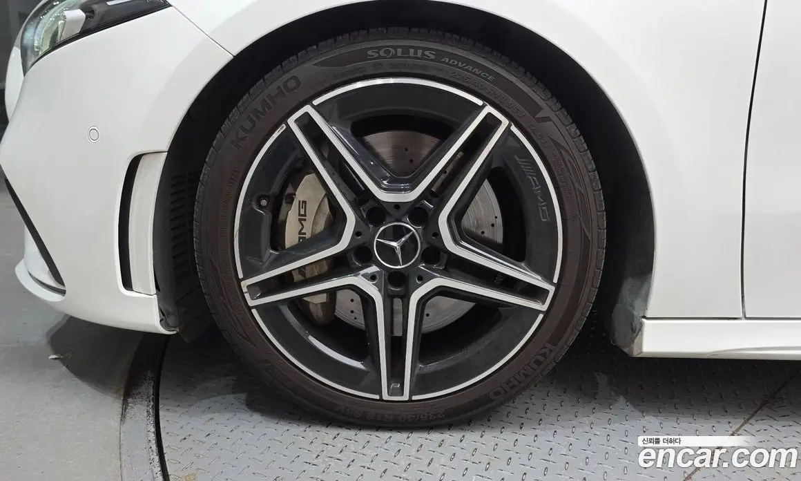 Mercedes-Benz A-Class 2021 2.0 автомат (гидро), фото 5