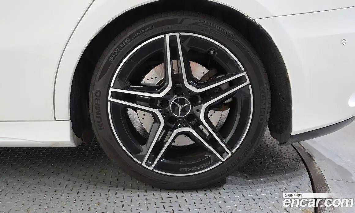 Mercedes-Benz A-Class 2021 2.0 автомат (гидро), фото 7