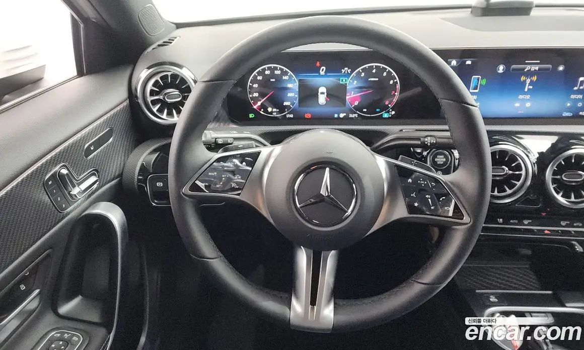 Mercedes-Benz A-Class 2025 2.0 автомат (гидро), фото 20