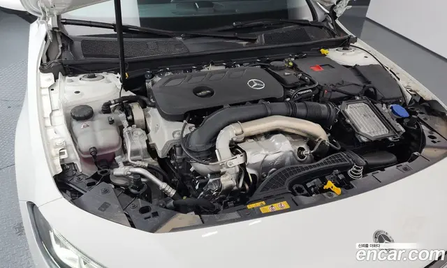 Mercedes-Benz A-Class 2025 2.0 автомат (гидро), миниатюра 6