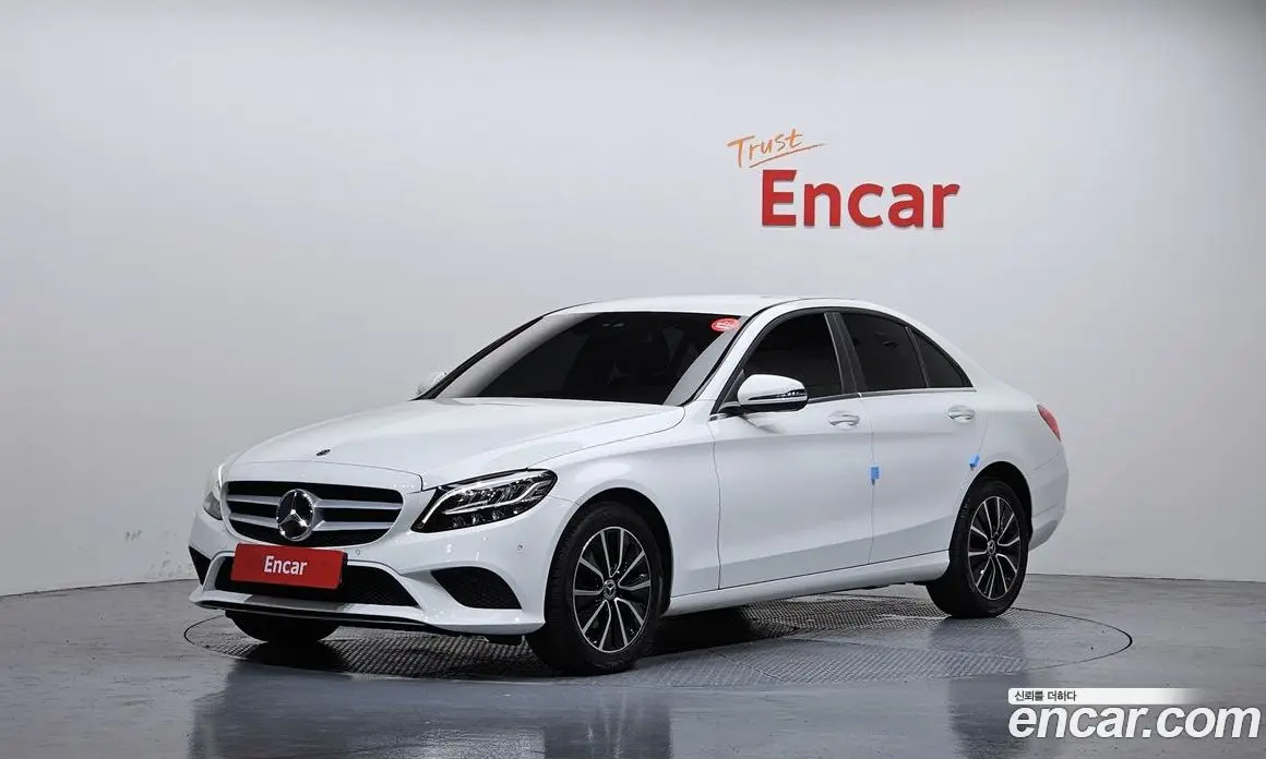 Mercedes-Benz C-Class 2020 2.0 автомат (гидро), фото 1 Mercedes-Benz C-Class 2020 2.0 автомат (гидро), фото 1