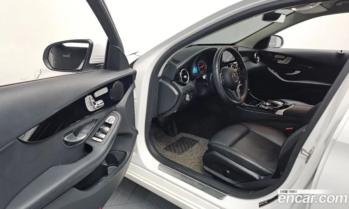 Mercedes-Benz C-Class 2020 2.0 автомат (гидро), фото 13 Mercedes-Benz C-Class 2020 2.0 автомат (гидро), фото 13