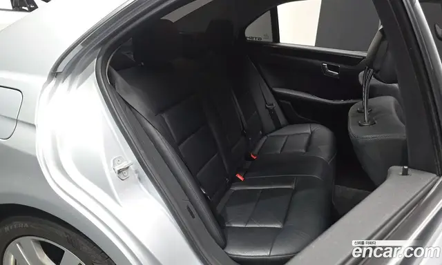 Mercedes-Benz E-Class 2009 3.5 автомат (гидро), миниатюра 12