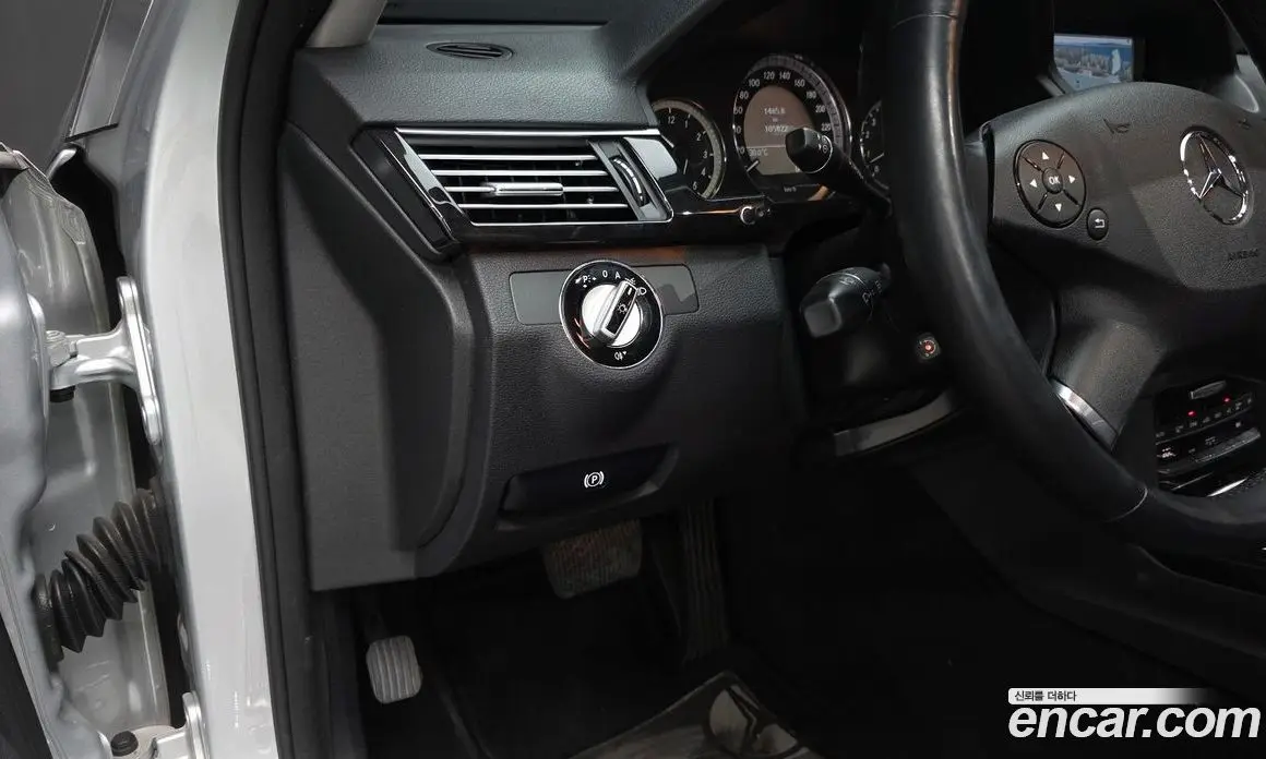 Mercedes-Benz E-Class 2009 3.5 автомат (гидро), фото 13