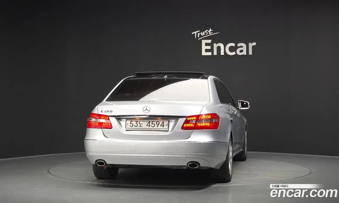 Mercedes-Benz E-Class 2009 3.5 автомат (гидро), фото 4