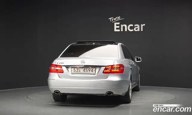 Mercedes-Benz E-Class 2009 3.5 автомат (гидро), миниатюра 4