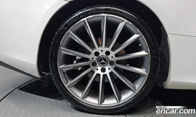 Mercedes-Benz E-Class 2017 1.9 автомат (гидро), миниатюра 5