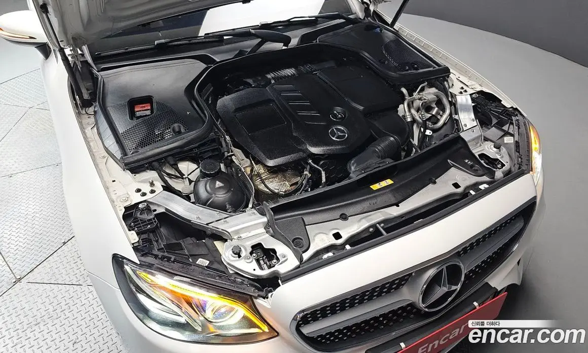 Mercedes-Benz E-Class 2017 1.9 автомат (гидро), фото 6