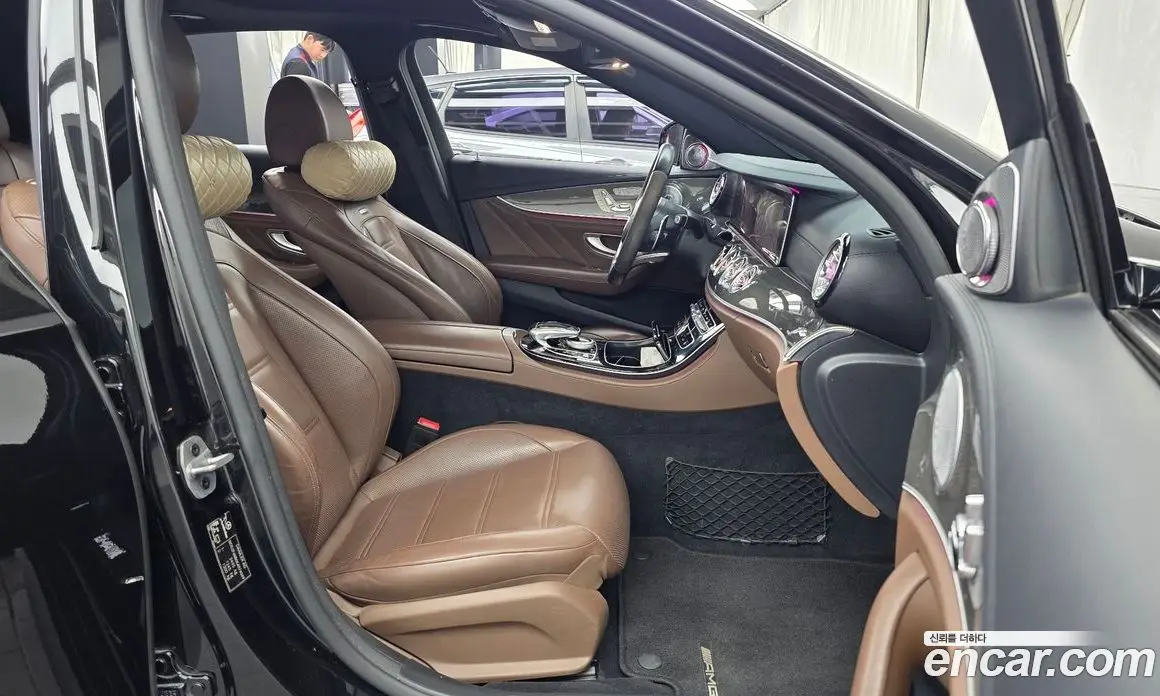 Mercedes-Benz E-Class 2019 3.0 автомат (гидро), фото 17 Mercedes-Benz E-Class 2019 3.0 автомат (гидро), фото 17
