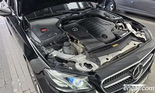 Mercedes-Benz E-Class 2019 3.0 автомат (гидро), миниатюра 6 Mercedes-Benz E-Class 2019 3.0 автомат (гидро), миниатюра 6
