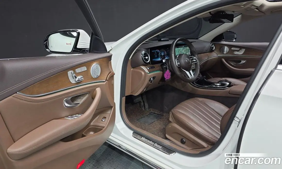 Mercedes-Benz E-Class 2019 2.0 автомат (гидро), фото 13