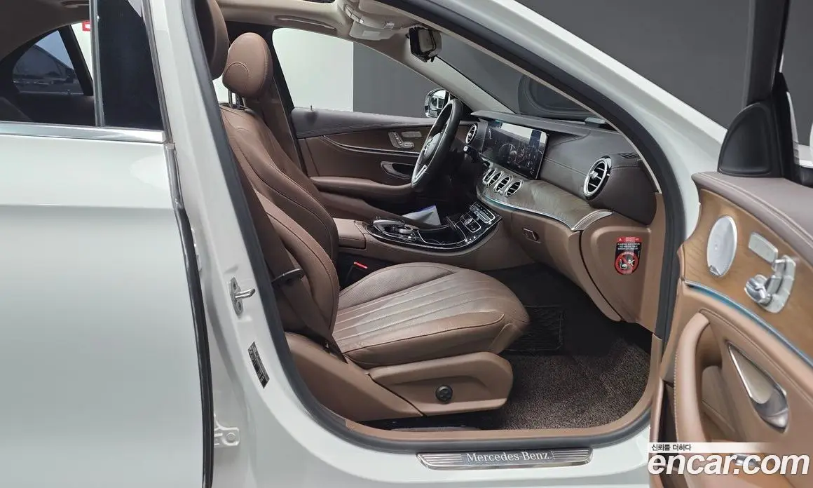 Mercedes-Benz E-Class 2019 2.0 автомат (гидро), фото 17