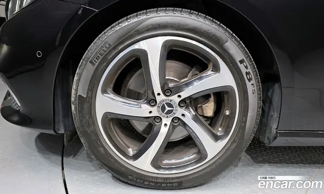 Mercedes-Benz E-Class 2020 2.0 автомат (гидро), миниатюра 5